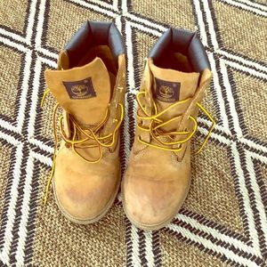 Size 3 kids Timberlands